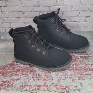 Skechers Black Hiking Boots - Boys Size 5